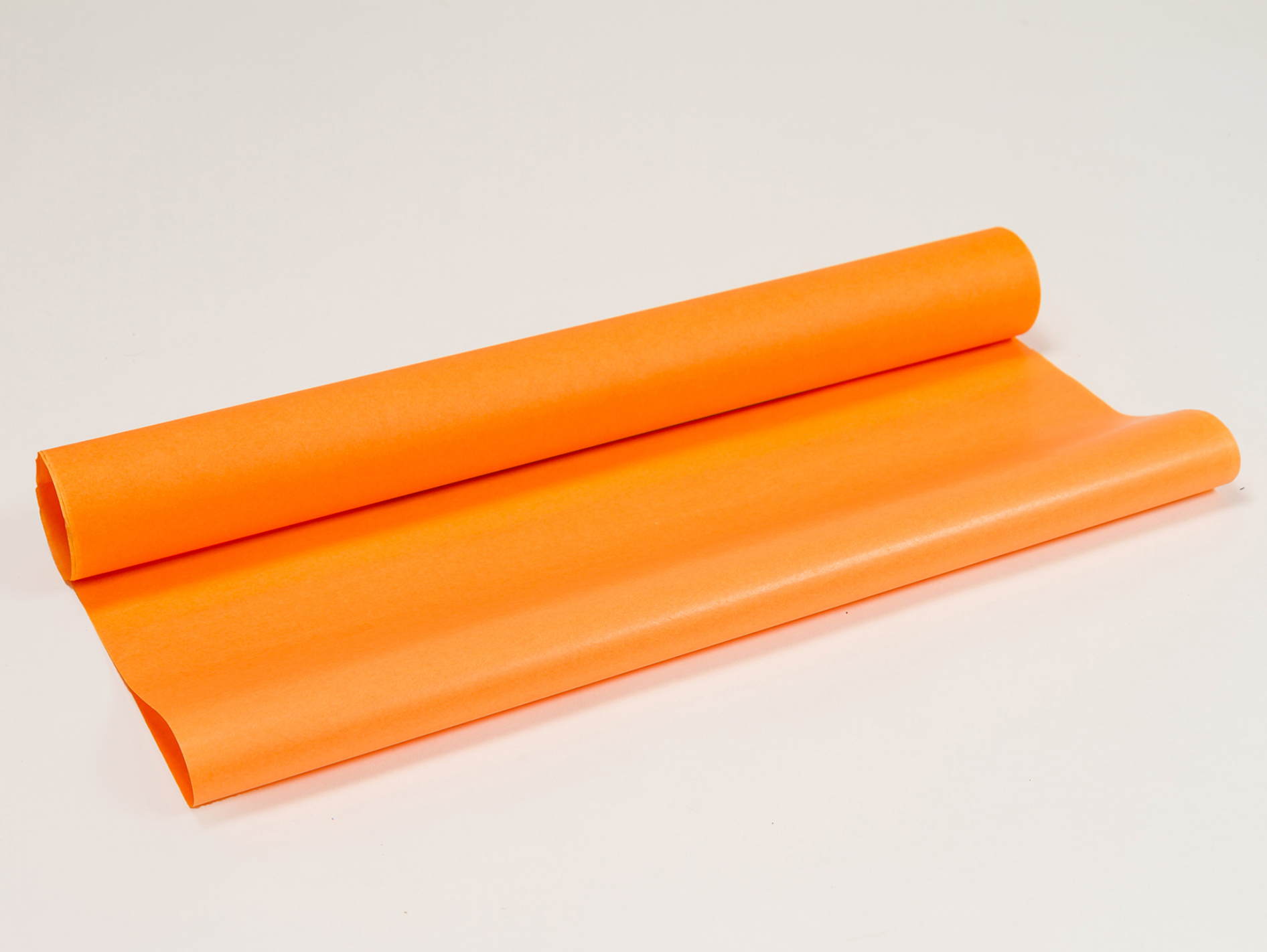 Edles Seidenpapier in Orange aus Recyclingpapier im Format 50x75 cm