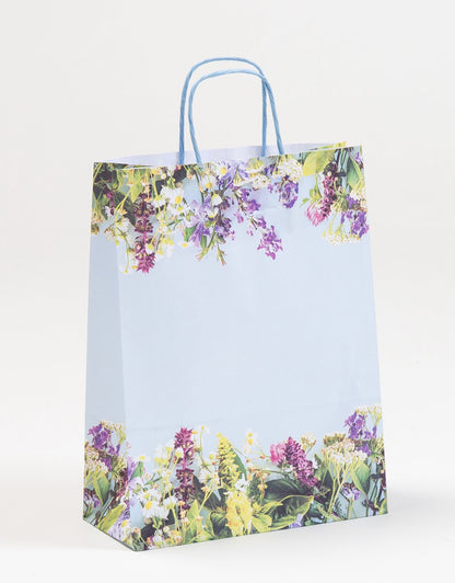 Papiertragetasche „Provence“ mit floralem Print in Blau, Freisteller, mit gedrehten Papierkordel-Henkeln